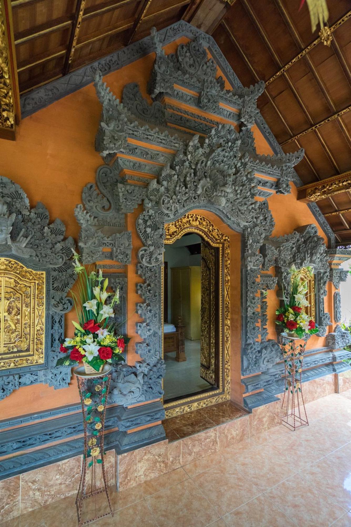 Nuaja Balinese Guest House Ubud Exterior foto